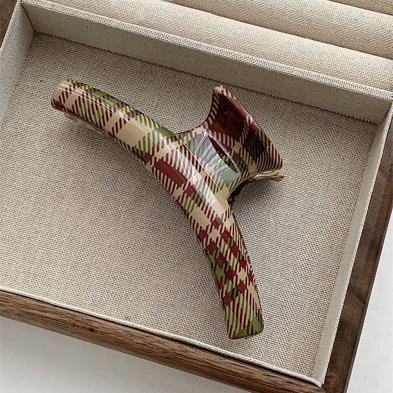 Tartan Elegance Hair Claw
