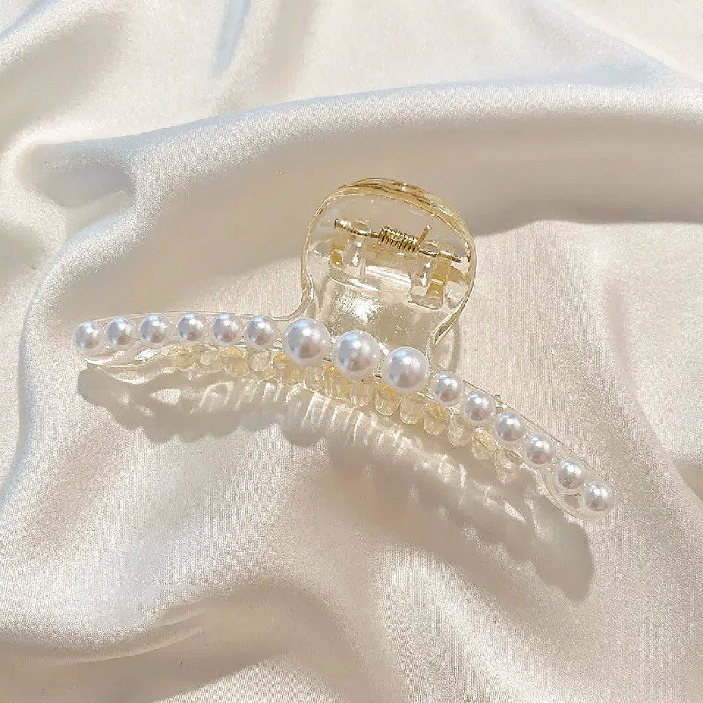 Pearl Reverie Hair Claw